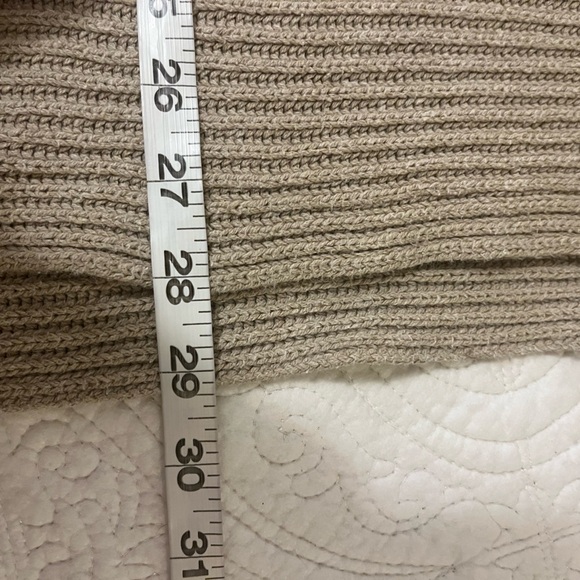 Cleo + Wolf Drop Shoulder Ribbed V Neck Fringed Sweater, size XL - Picture 6 of 9